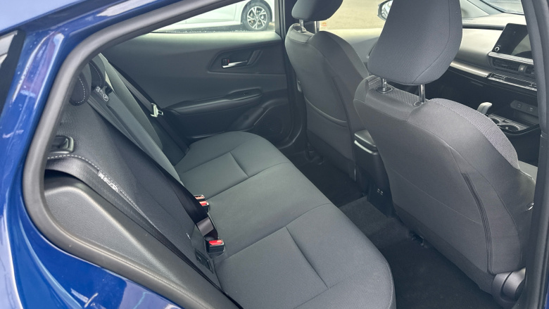 Toyota Prius 2.0 PHEV Design 5dr CVT Hatchback